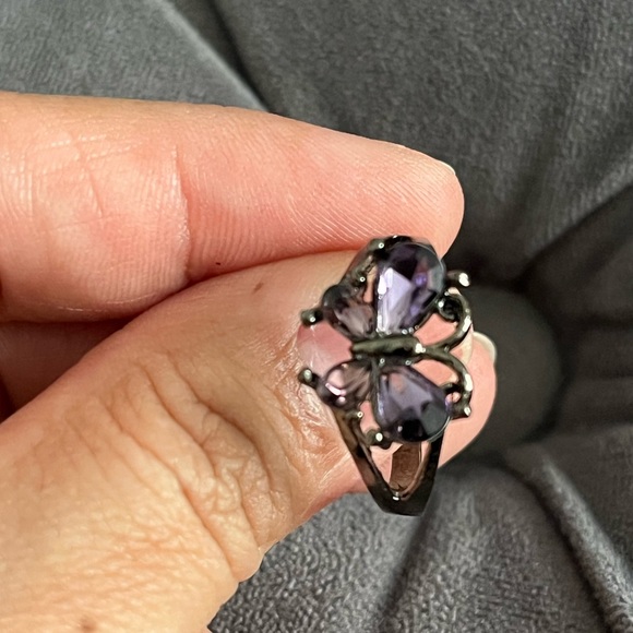 Stainless steel purple butterfly 🦋 ring - Picture 4 of 5